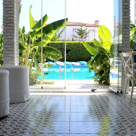 Daria Hotel